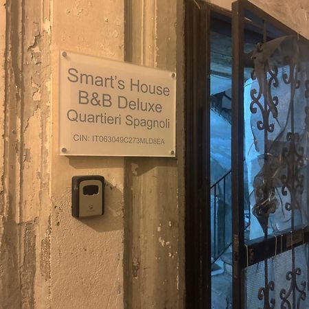 Smart'S House Deluxe Quartieri Spagnoli Napoli Esterno foto
