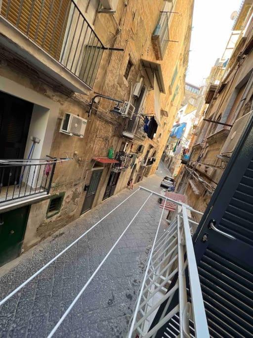 Smart'S House Deluxe Quartieri Spagnoli Napoli Esterno foto